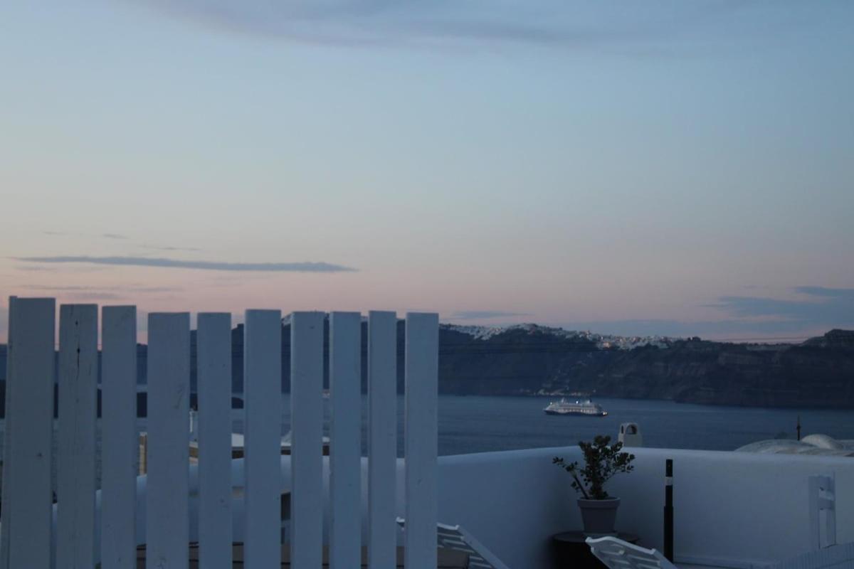 Villa Solasta #2 With Jacuzzi In Santorini Akrotiri  Exterior photo