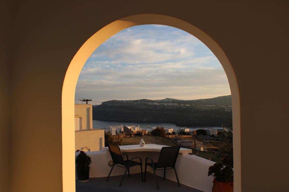 Villa Solasta #2 With Jacuzzi In Santorini Akrotiri  Exterior photo