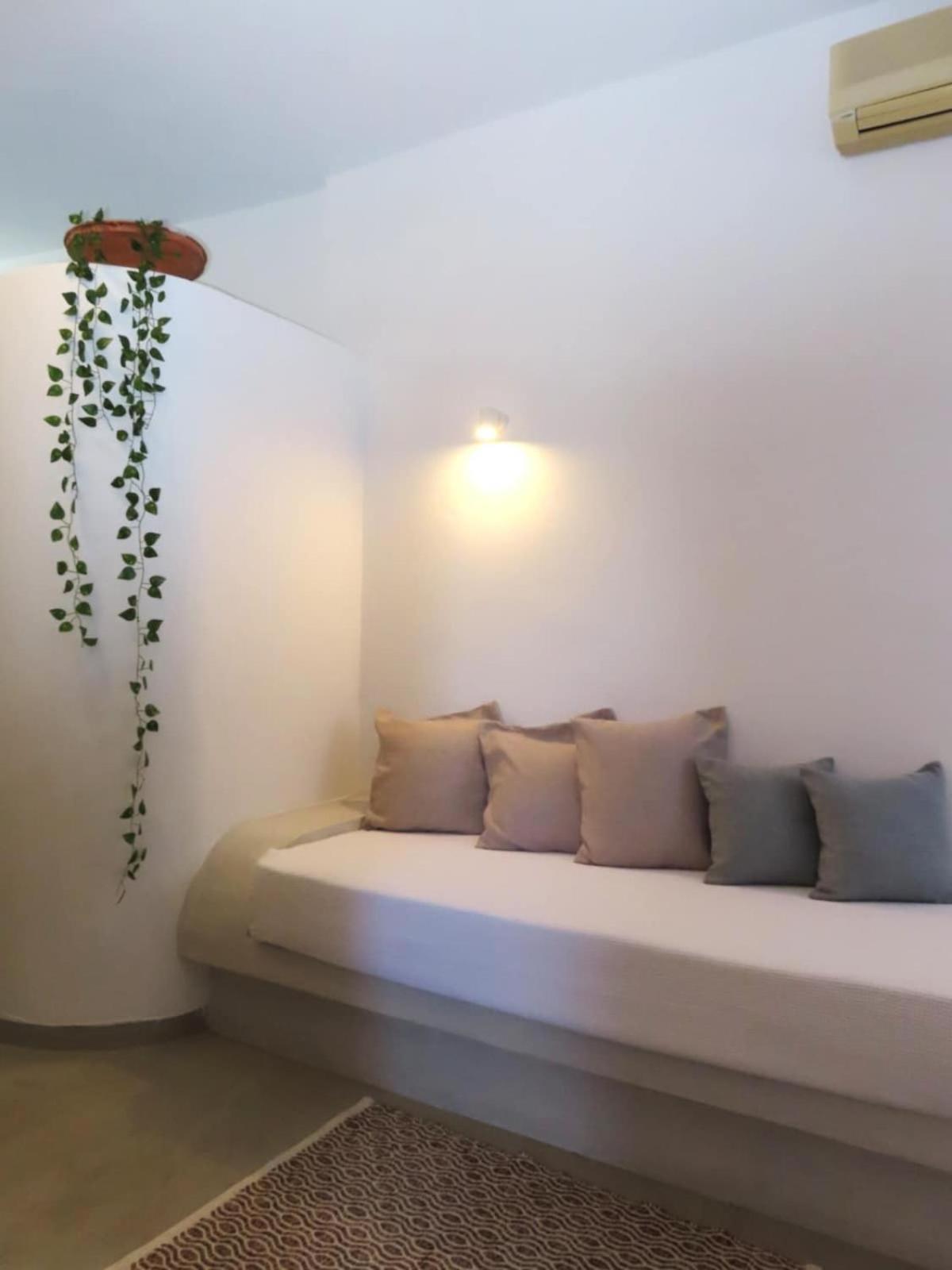 Villa Solasta #2 With Jacuzzi In Santorini Akrotiri  Exterior photo